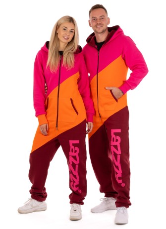 Femme et homme debout côte à côte – Sunset Flame TRIO Lazzzy®