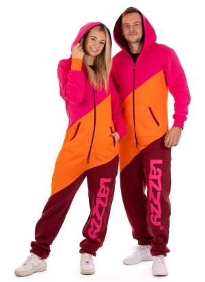 Couple avec capuches portées – Sunset Flame TRIO Lazzzy®